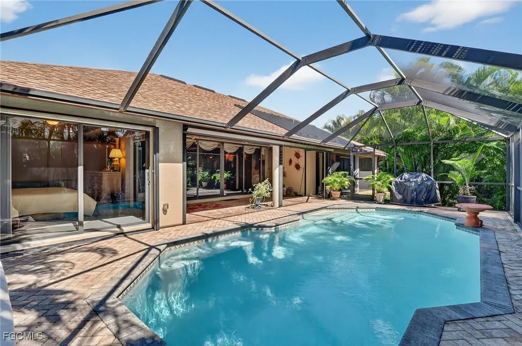 2614 SW 37th Street Cape Coral FL 33914