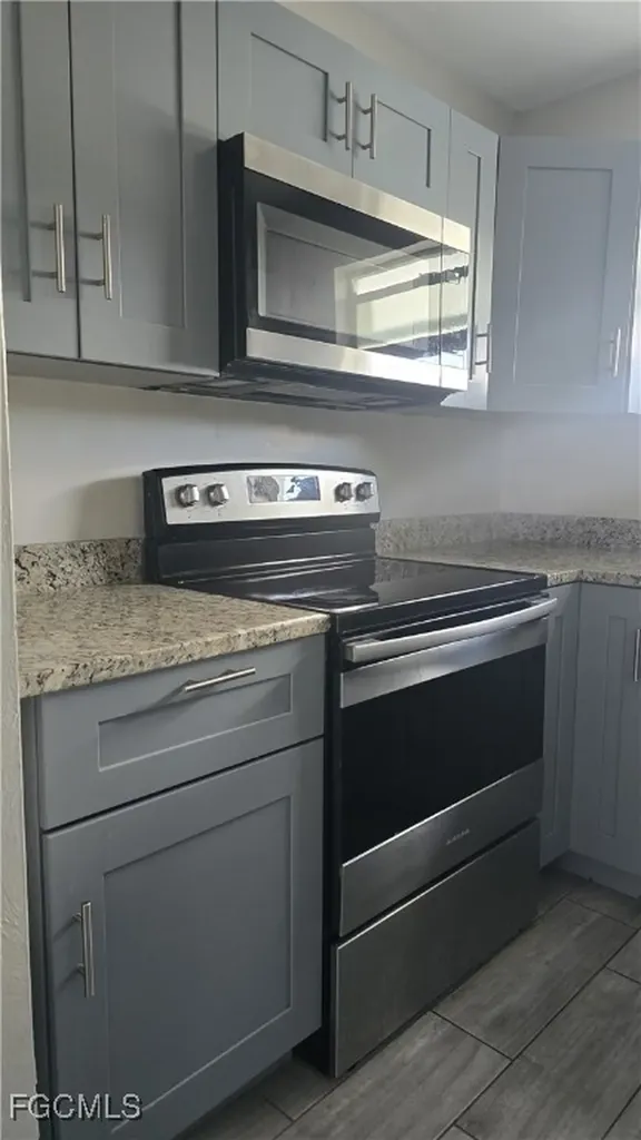 4952 Vincennes Street Cape Coral FL 33904