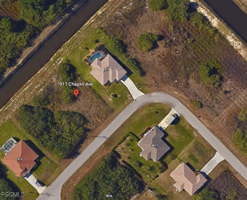 917 Chaplin Avenue Lehigh Acres FL 33971