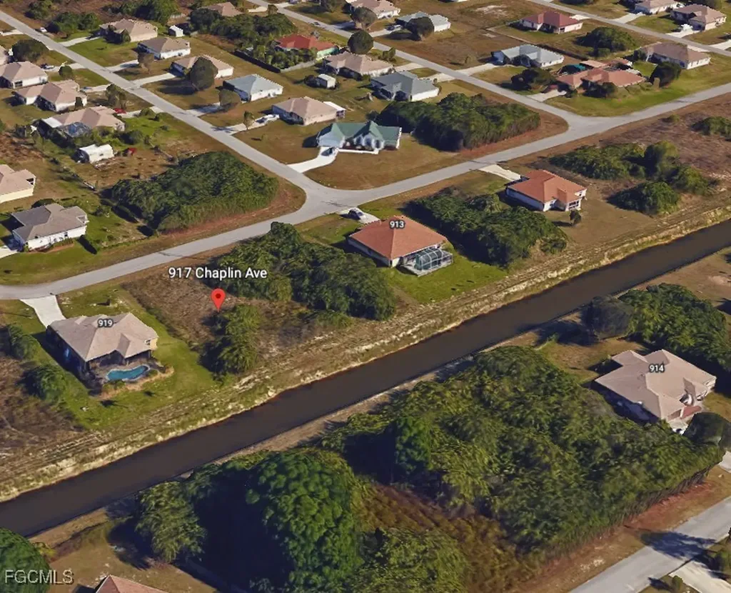 917 Chaplin Avenue Lehigh Acres FL 33971