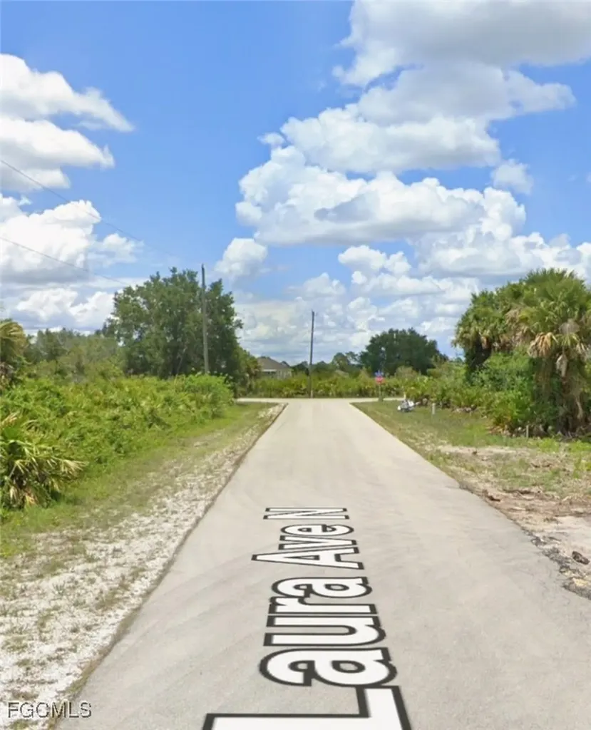 6012 Laura Avenue N Lehigh Acres FL 33971