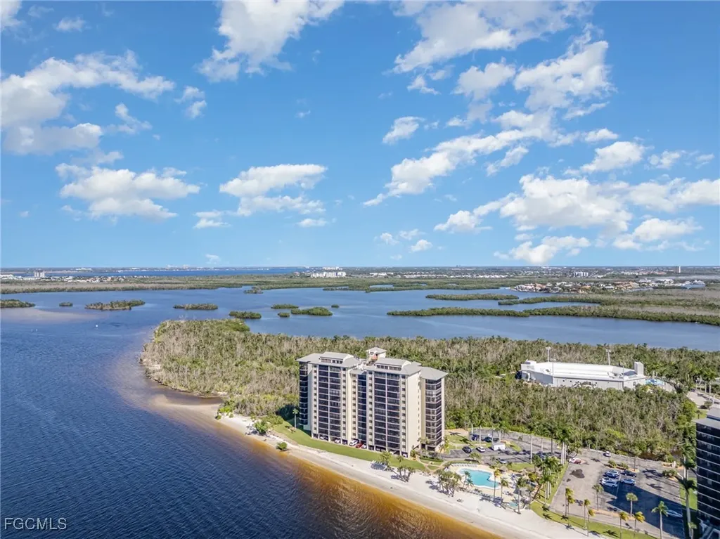 17080 Harbour Point Drive Fort Myers FL 33908