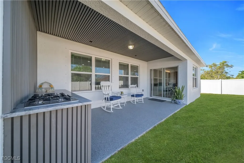 221 SW 21st Terrace Cape Coral FL 33991