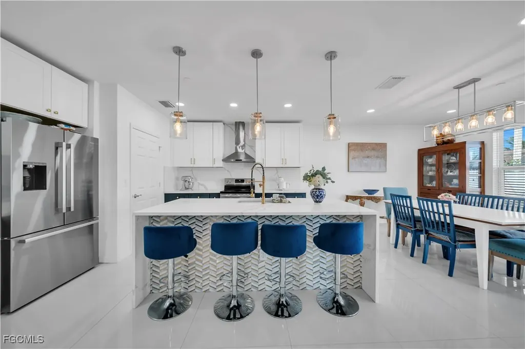 221 SW 21st Terrace Cape Coral FL 33991