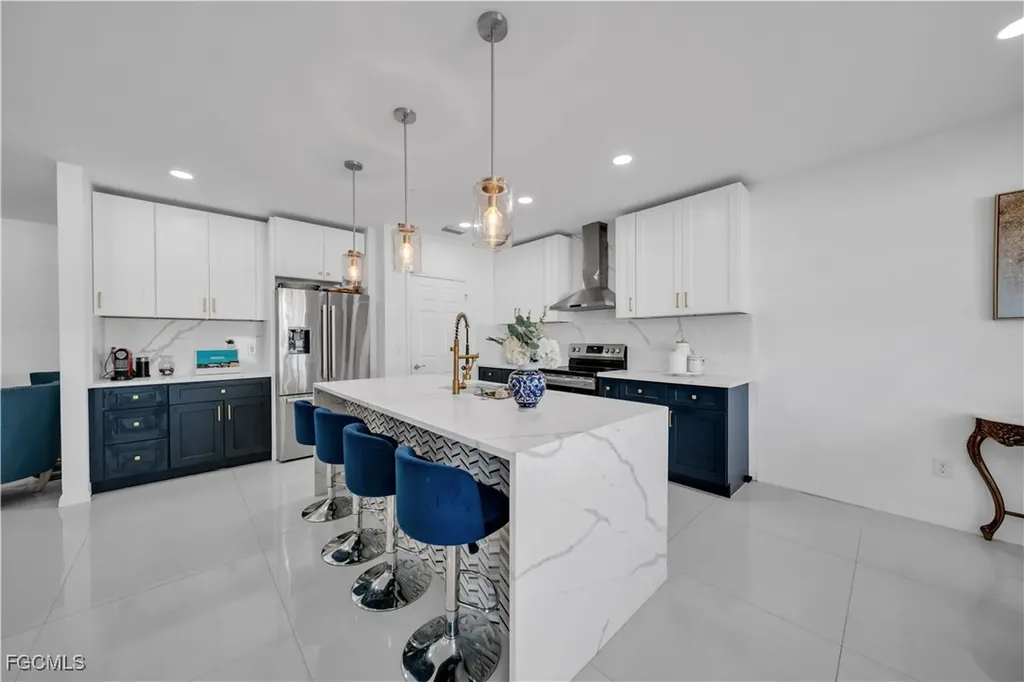 221 SW 21st Terrace Cape Coral FL 33991