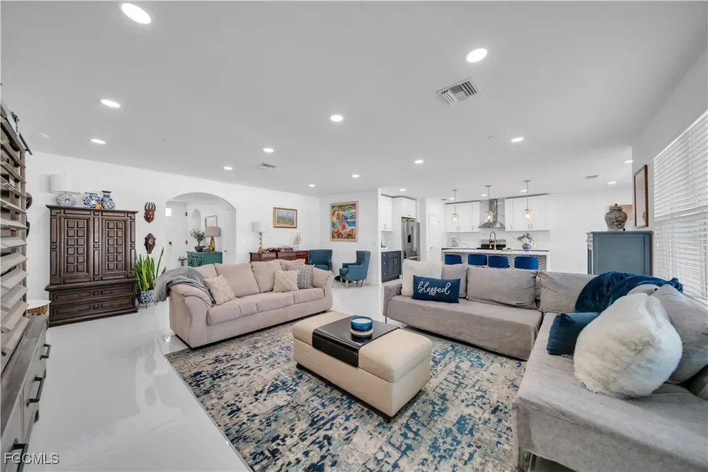 221 SW 21st Terrace Cape Coral FL 33991