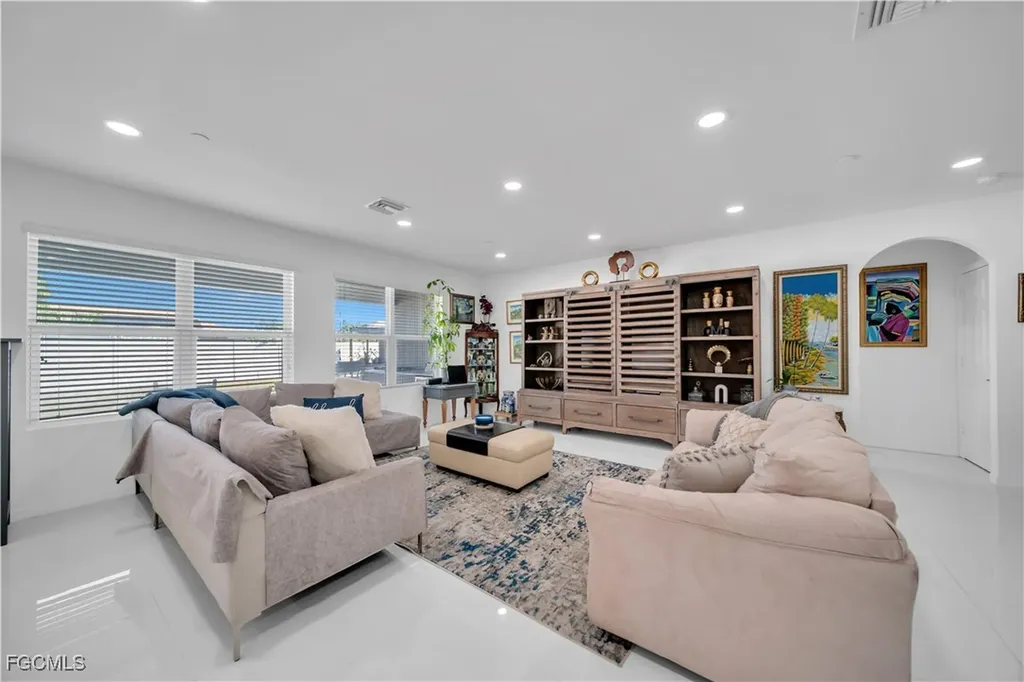 221 SW 21st Terrace Cape Coral FL 33991