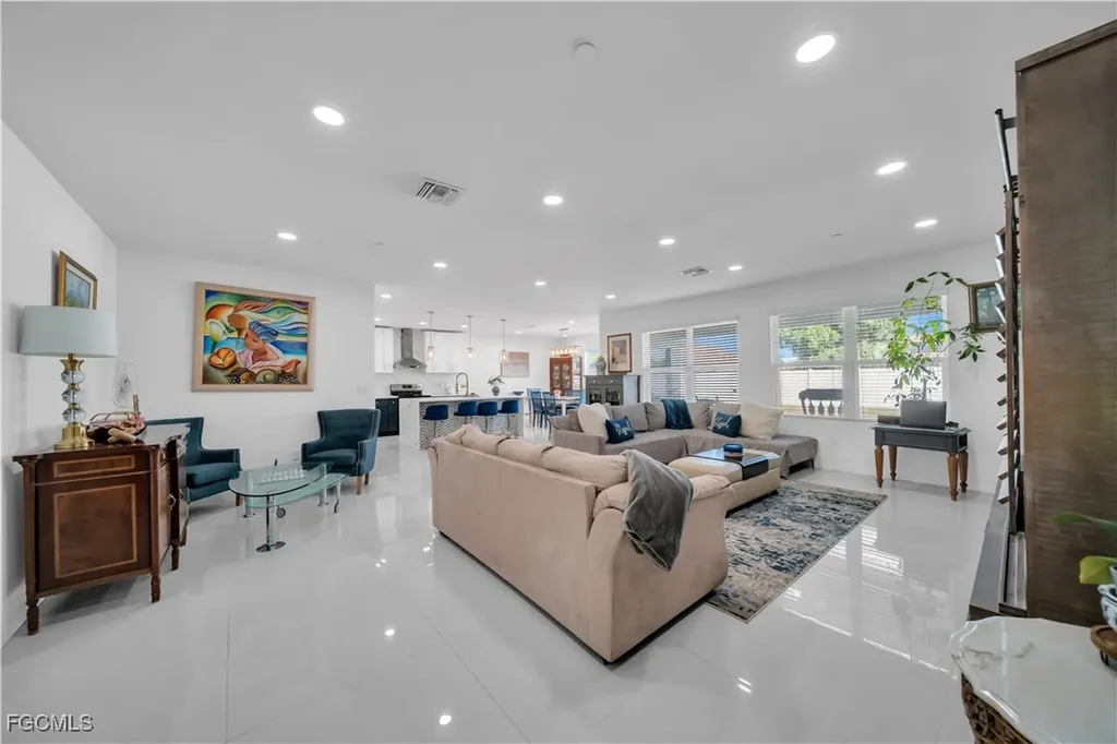 221 SW 21st Terrace Cape Coral FL 33991