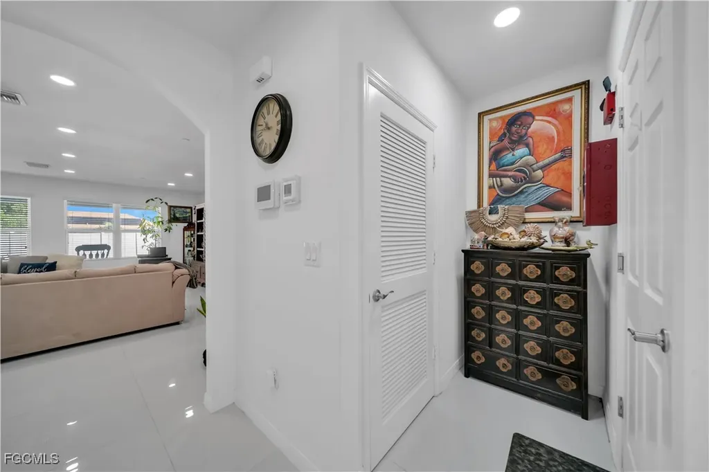 221 SW 21st Terrace Cape Coral FL 33991