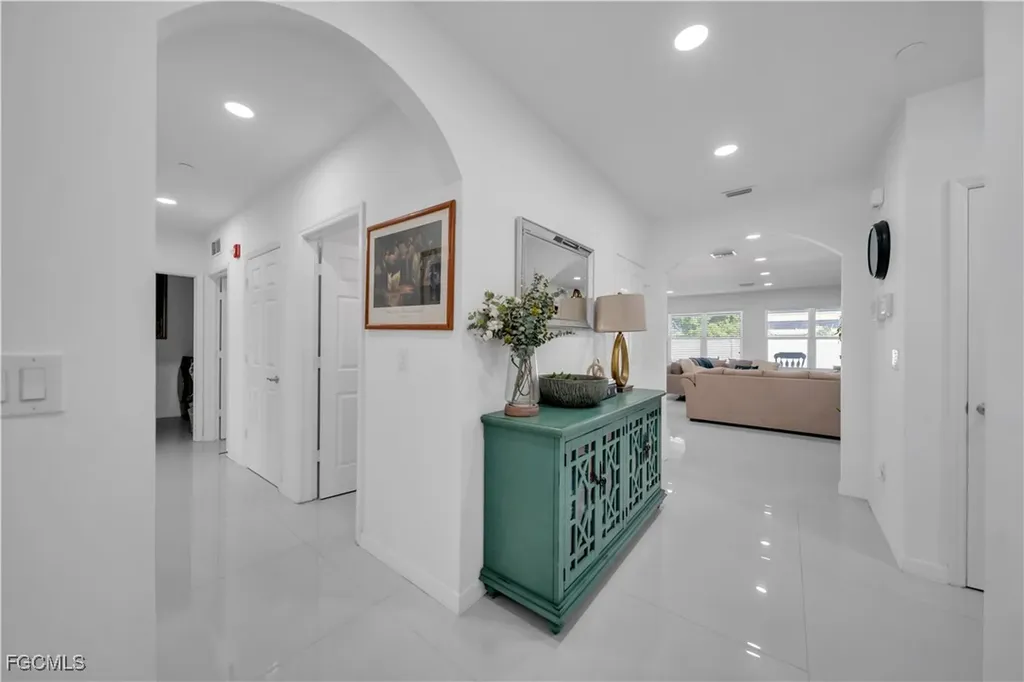 221 SW 21st Terrace Cape Coral FL 33991