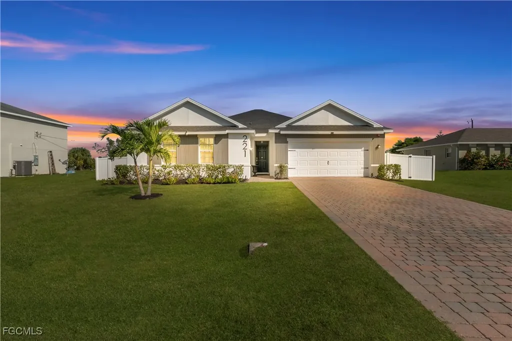 221 SW 21st Terrace Cape Coral FL 33991