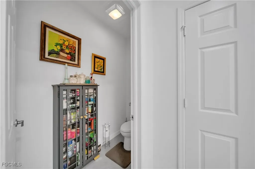 221 SW 21st Terrace Cape Coral FL 33991