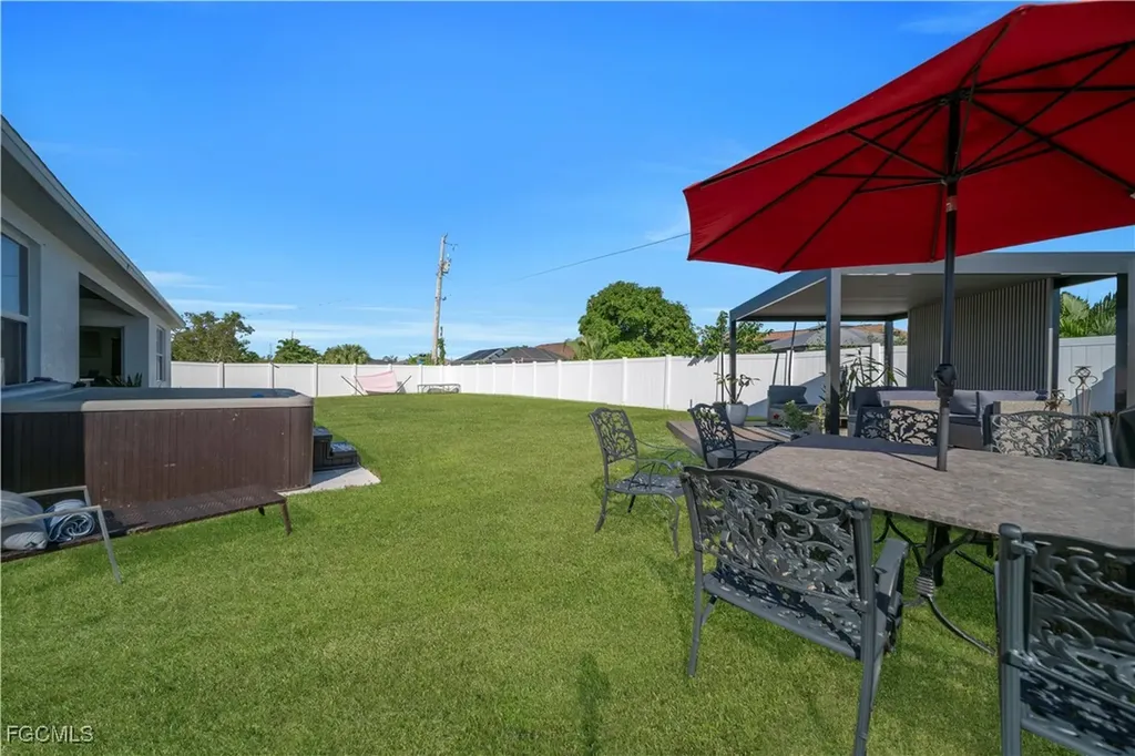 221 SW 21st Terrace Cape Coral FL 33991