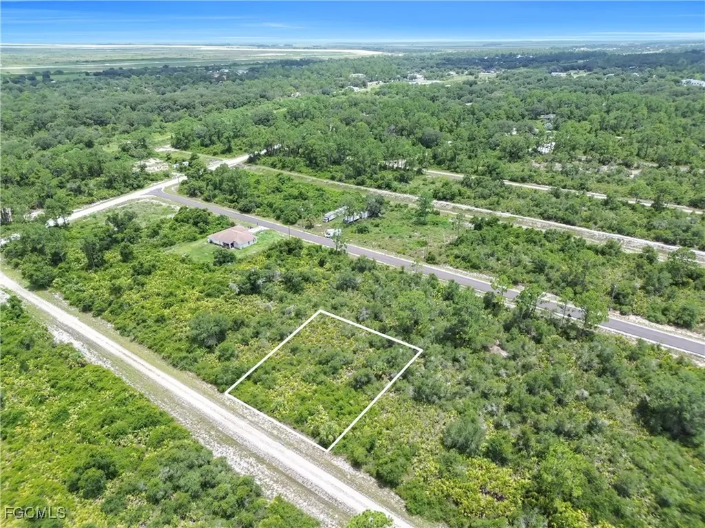 4222 E 29th Street Alva FL 33920