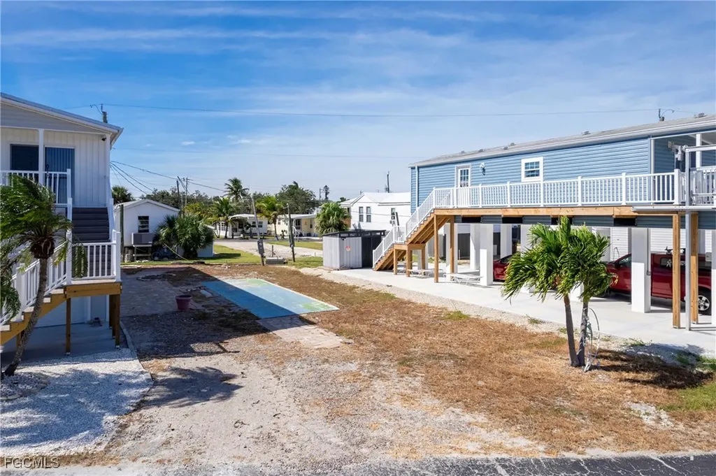 52 Oyster Bay Lane Fort Myers Beach FL 33931