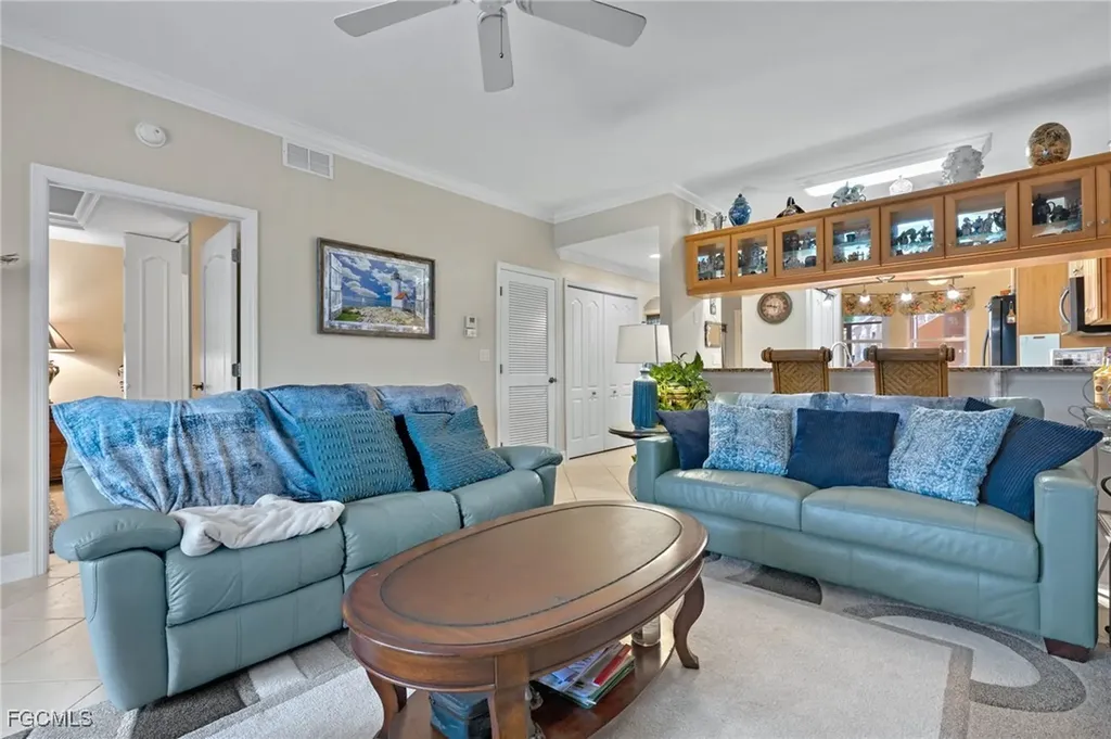 4566 SE 5th Place Cape Coral FL 33904