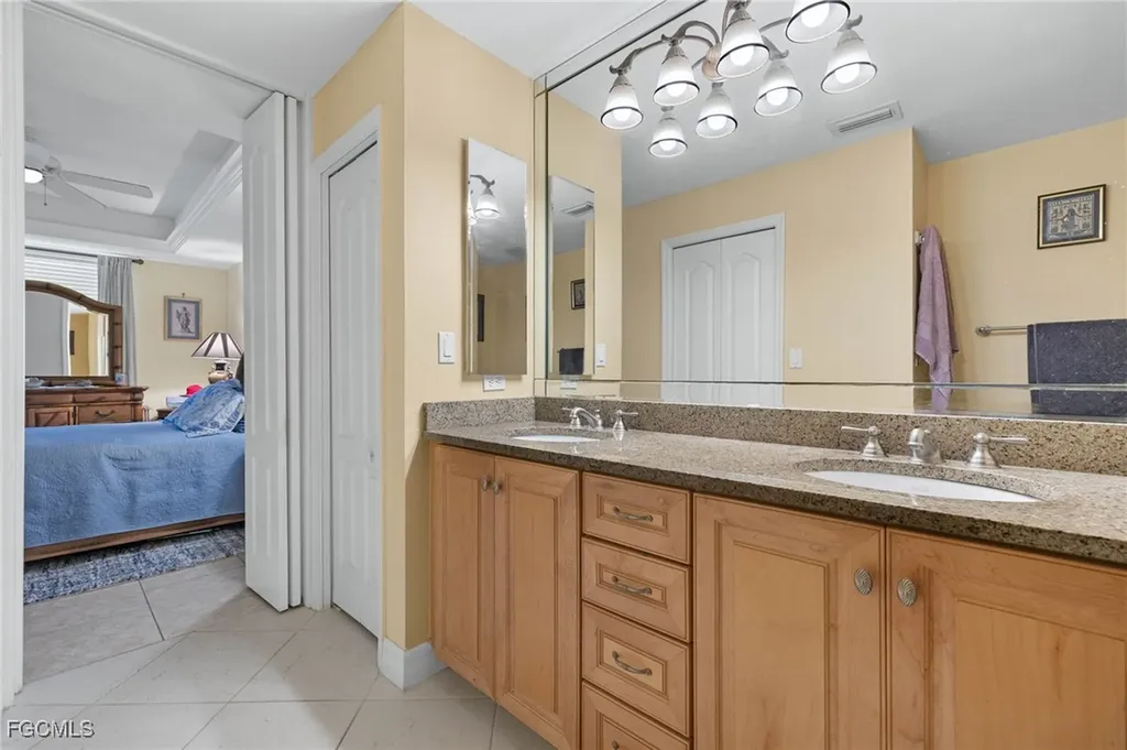 4566 SE 5th Place Cape Coral FL 33904