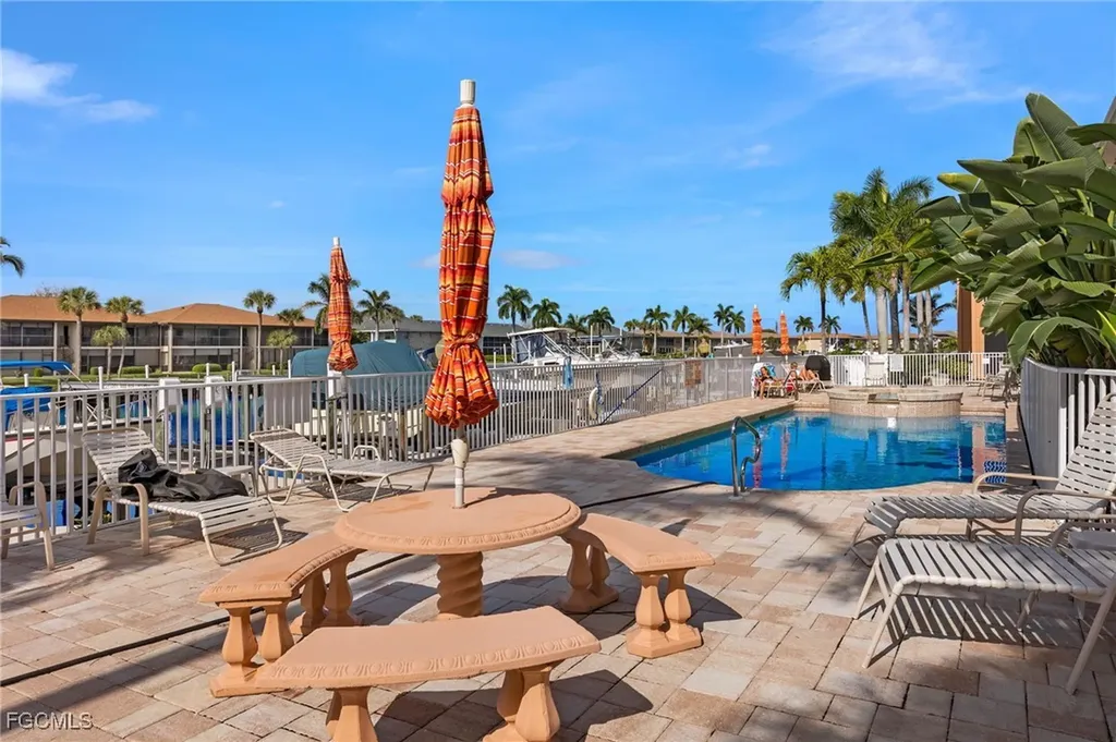 4566 SE 5th Place Cape Coral FL 33904