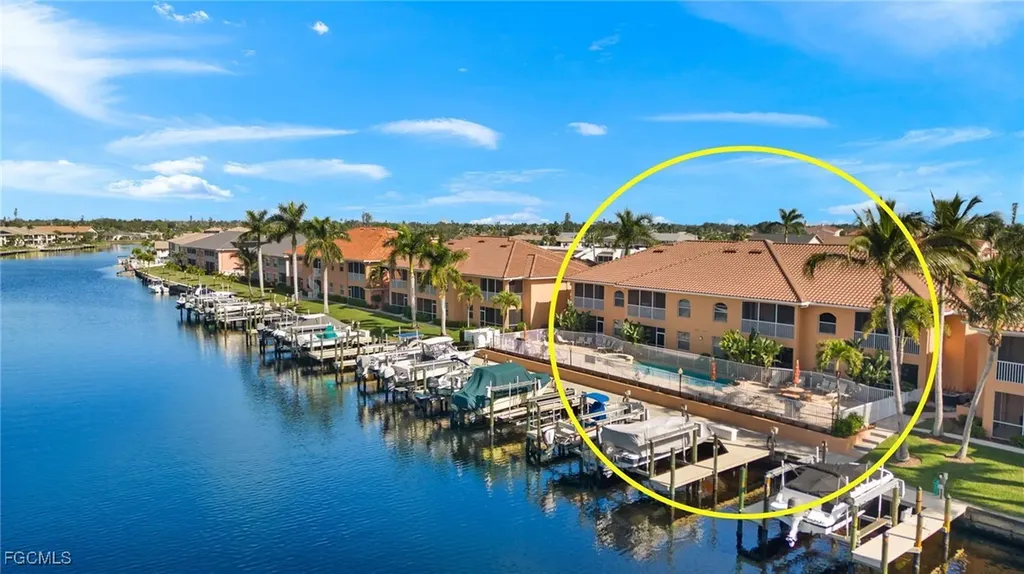 4566 SE 5th Place Cape Coral FL 33904