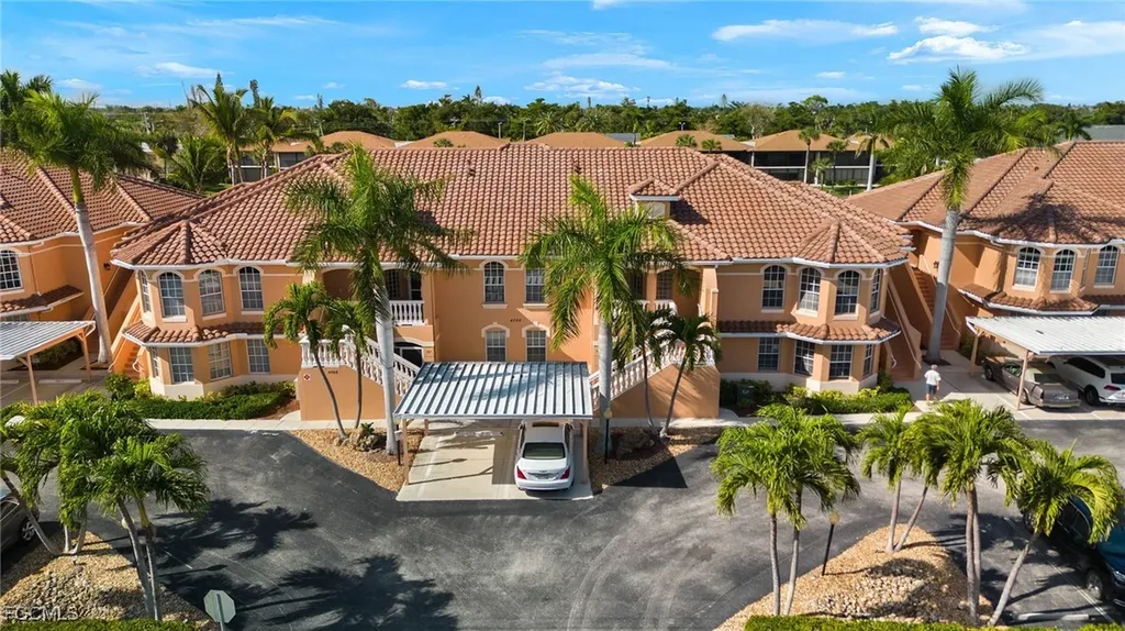 4566 SE 5th Place Cape Coral FL 33904