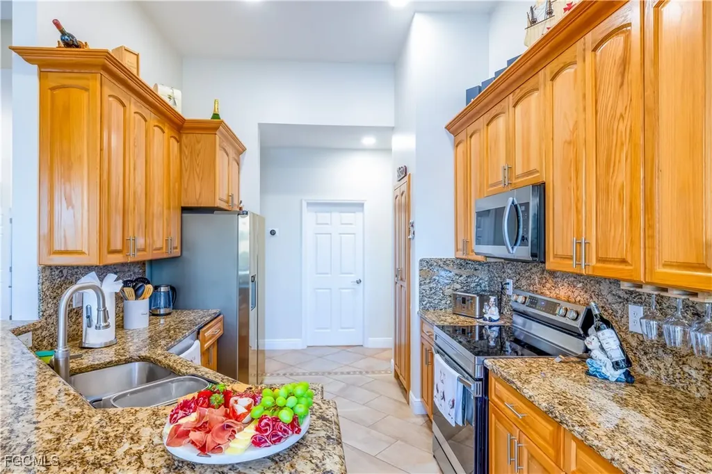 110 SE 16th Terrace Cape Coral FL 33990