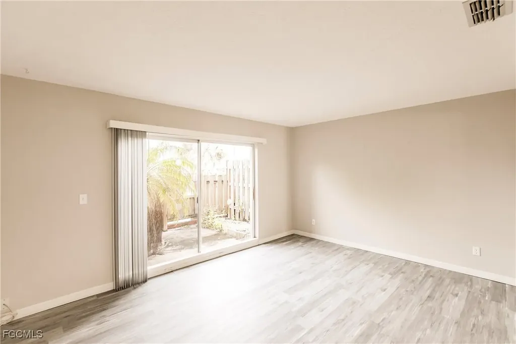 1123 SW 48th Terrace Cape Coral FL 33914