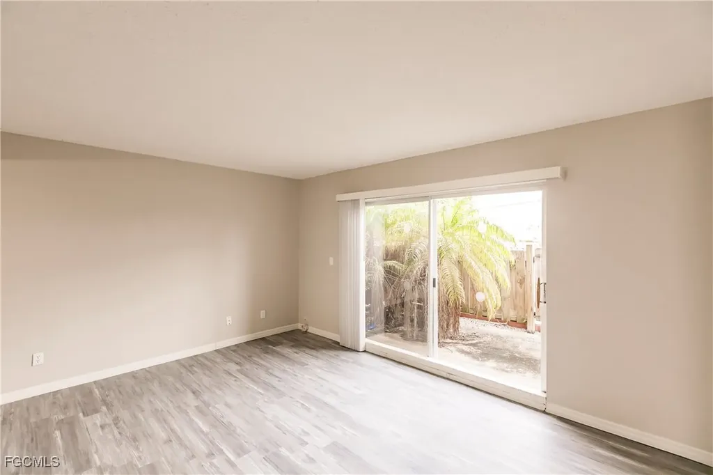 1123 SW 48th Terrace Cape Coral FL 33914