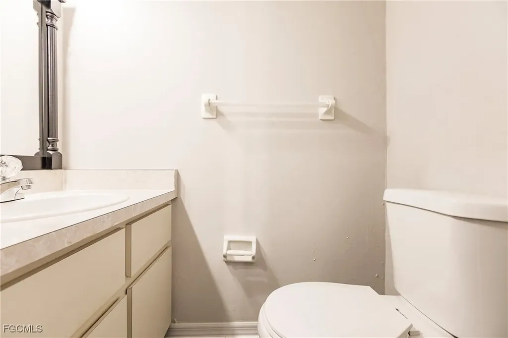 1123 SW 48th Terrace Cape Coral FL 33914