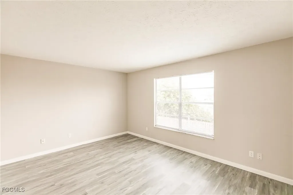 1123 SW 48th Terrace Cape Coral FL 33914