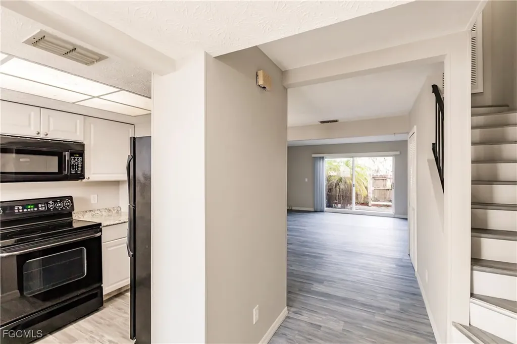 1123 SW 48th Terrace Cape Coral FL 33914