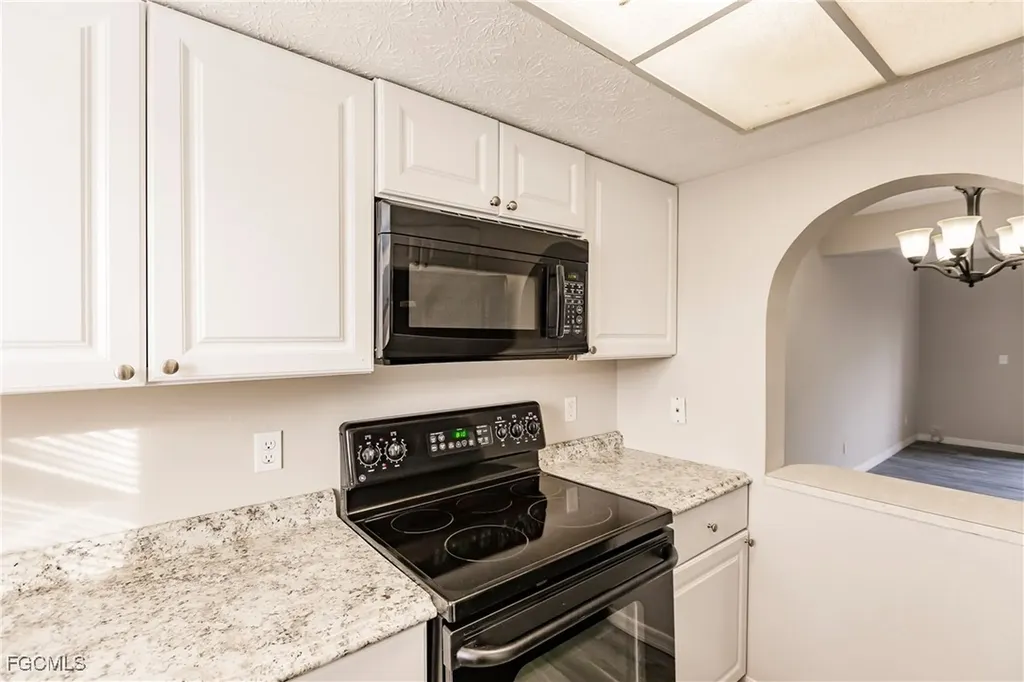 1123 SW 48th Terrace Cape Coral FL 33914