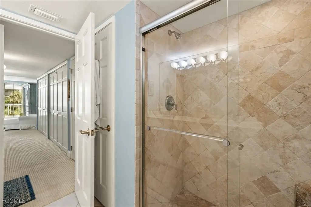 200 Periwinkle Way Sanibel FL 33957