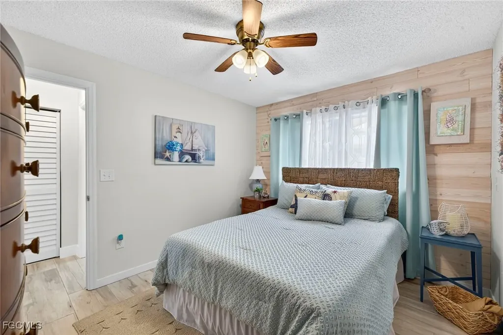 6411 Royal Woods Drive Fort Myers FL 33908