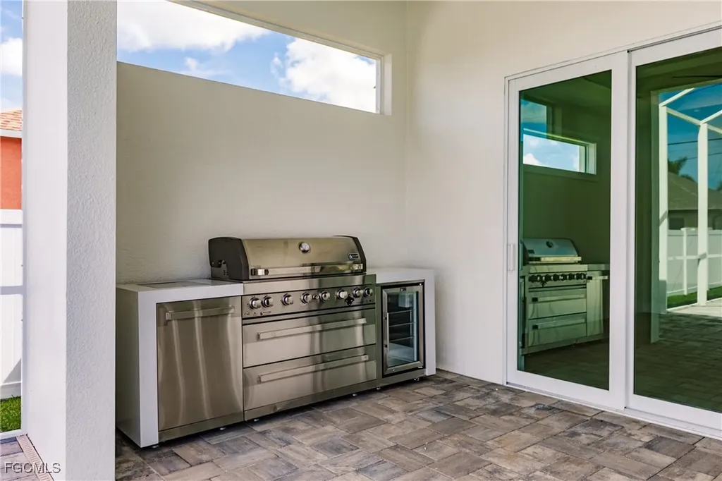 4000 SW 16th Place Cape Coral FL 33914