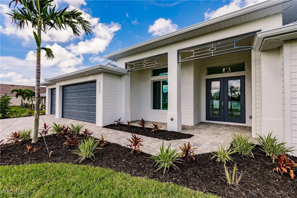 4000 SW 16th Place Cape Coral FL 33914