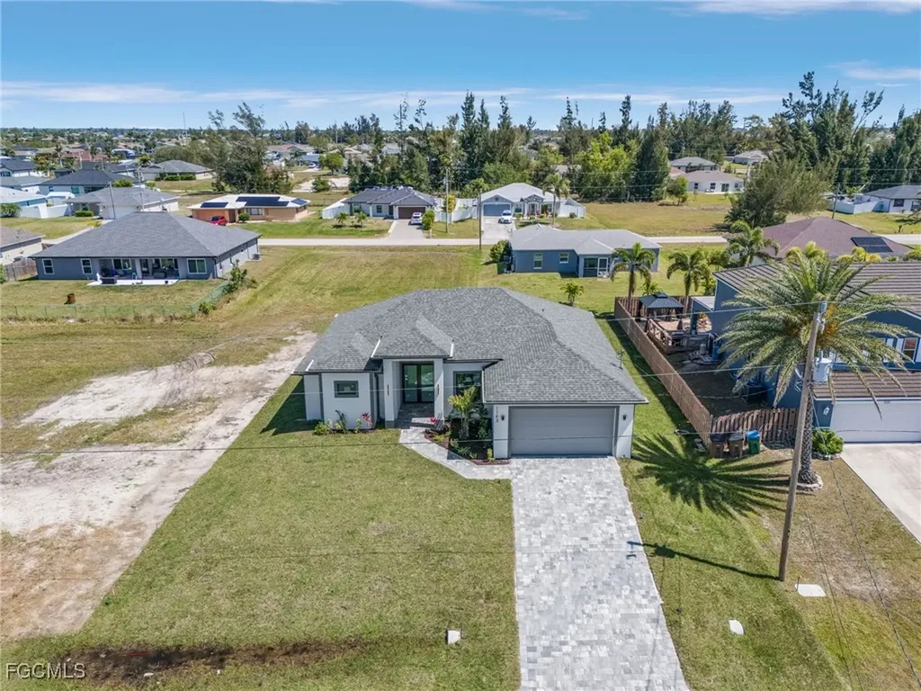 1143 NW 27th Place Cape Coral FL 33993