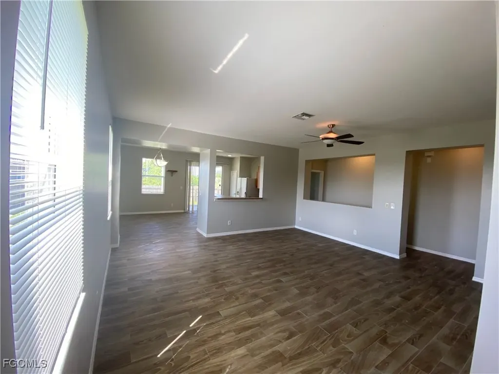 1806 NW 21st Place Cape Coral FL 33993