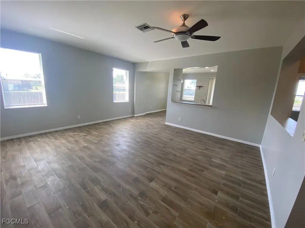 1806 NW 21st Place Cape Coral FL 33993