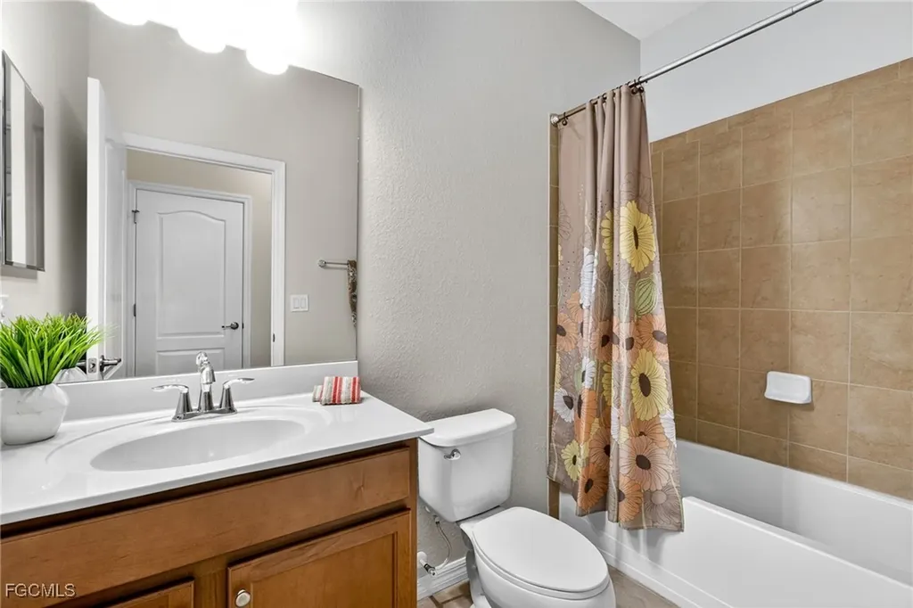 2727 Via Piazza Loop Fort Myers FL 33905
