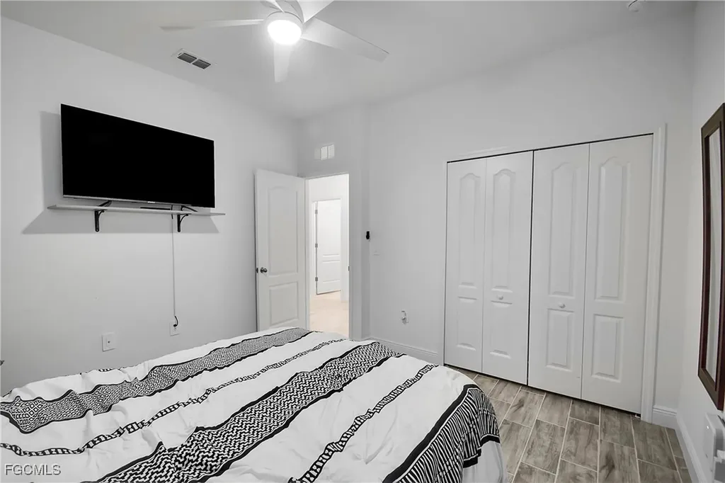 513 NW 3rd Lane Cape Coral FL 33993