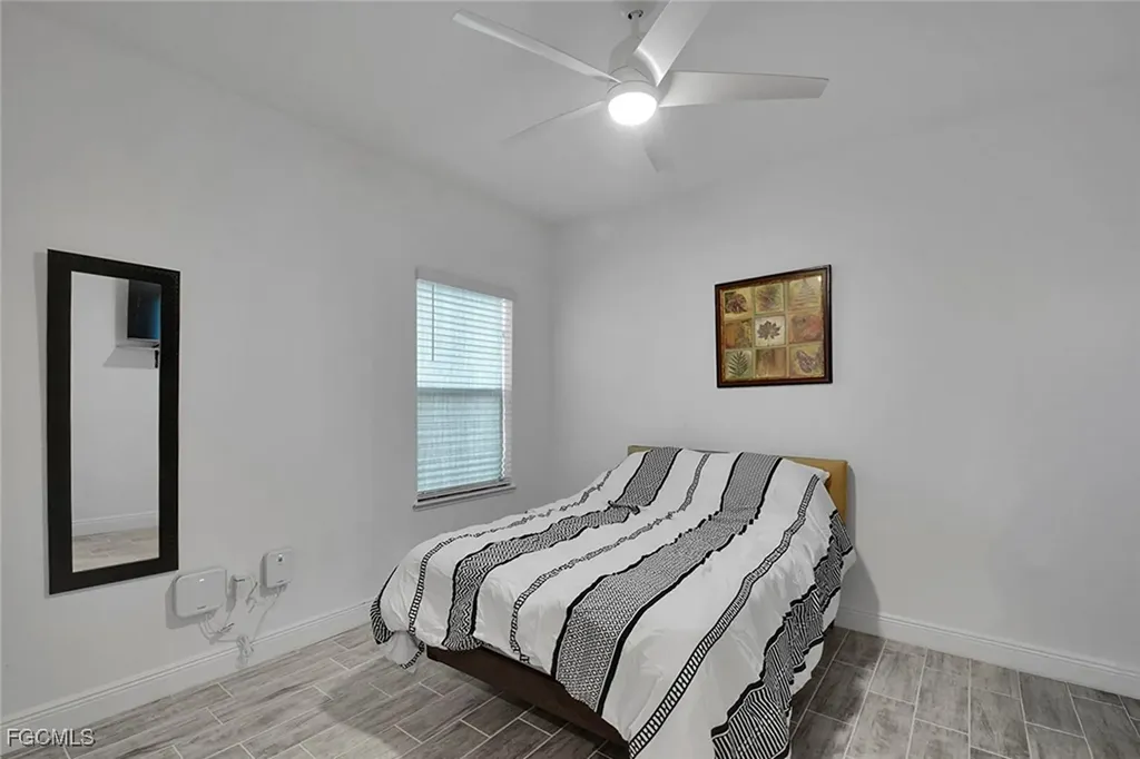 513 NW 3rd Lane Cape Coral FL 33993