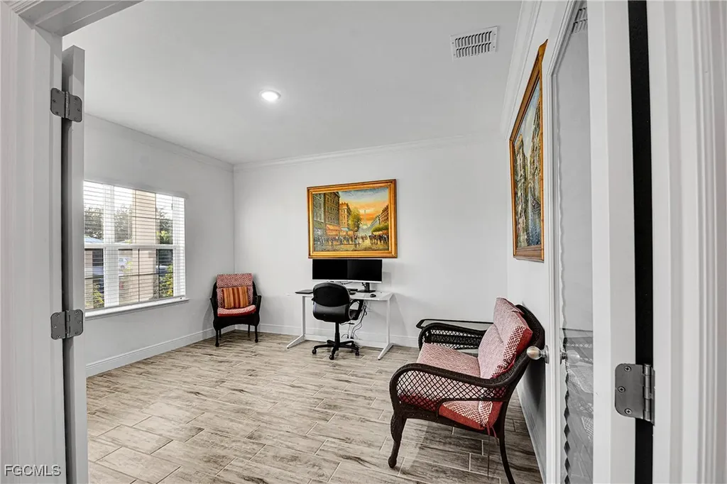 513 NW 3rd Lane Cape Coral FL 33993