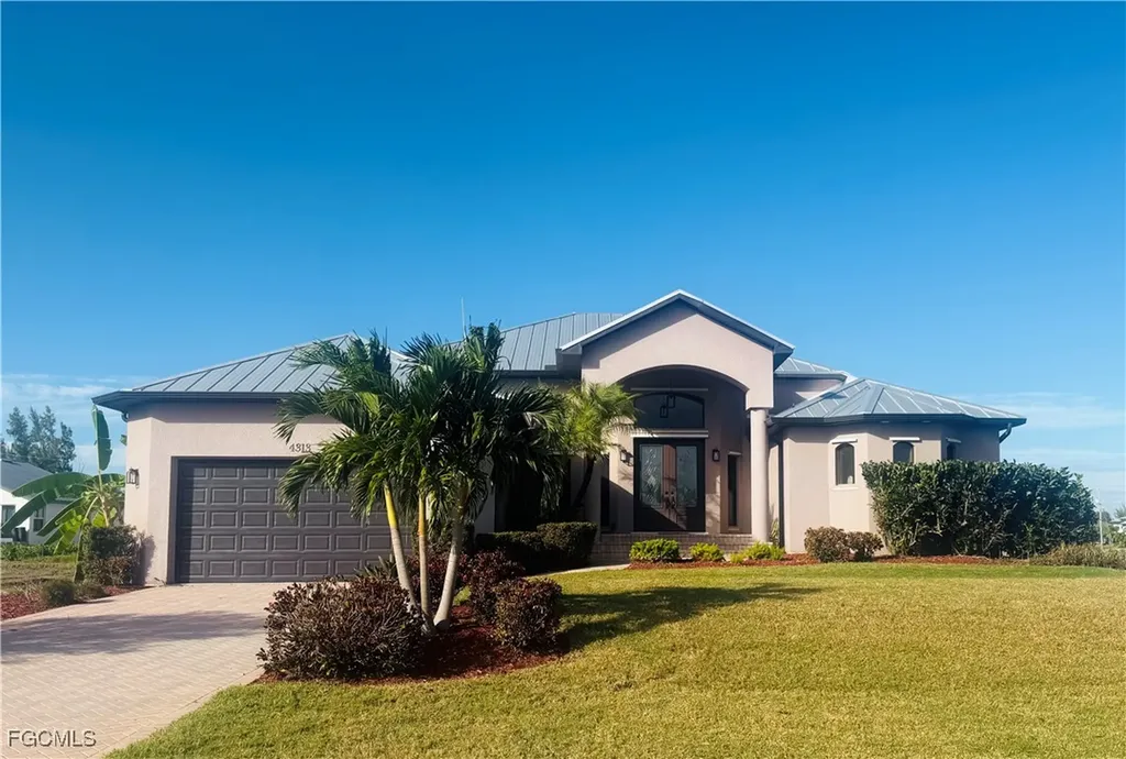 4313 NW 21st Street Cape Coral FL 33993