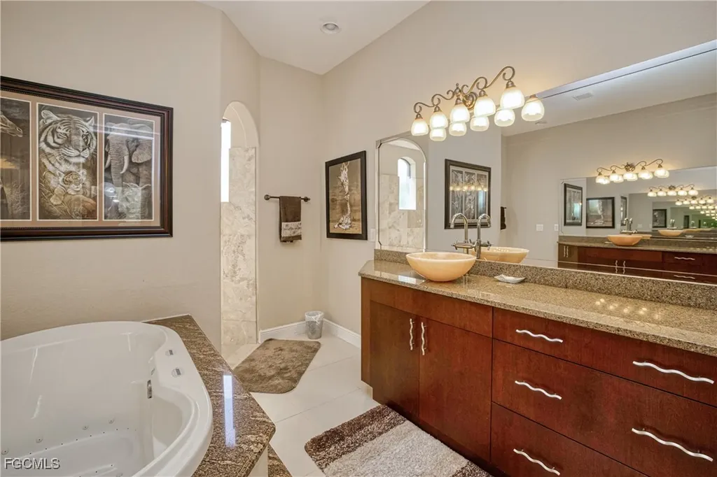 4313 NW 21st Street Cape Coral FL 33993
