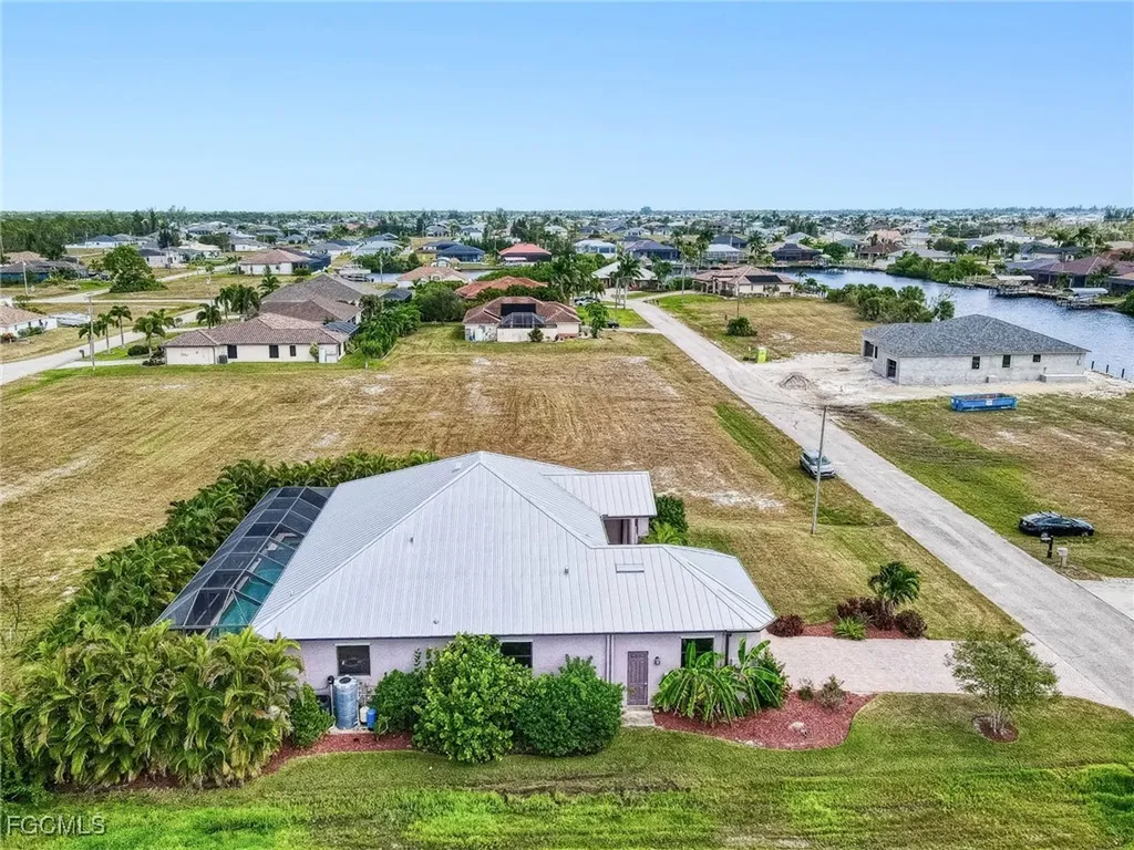 4313 NW 21st Street Cape Coral FL 33993