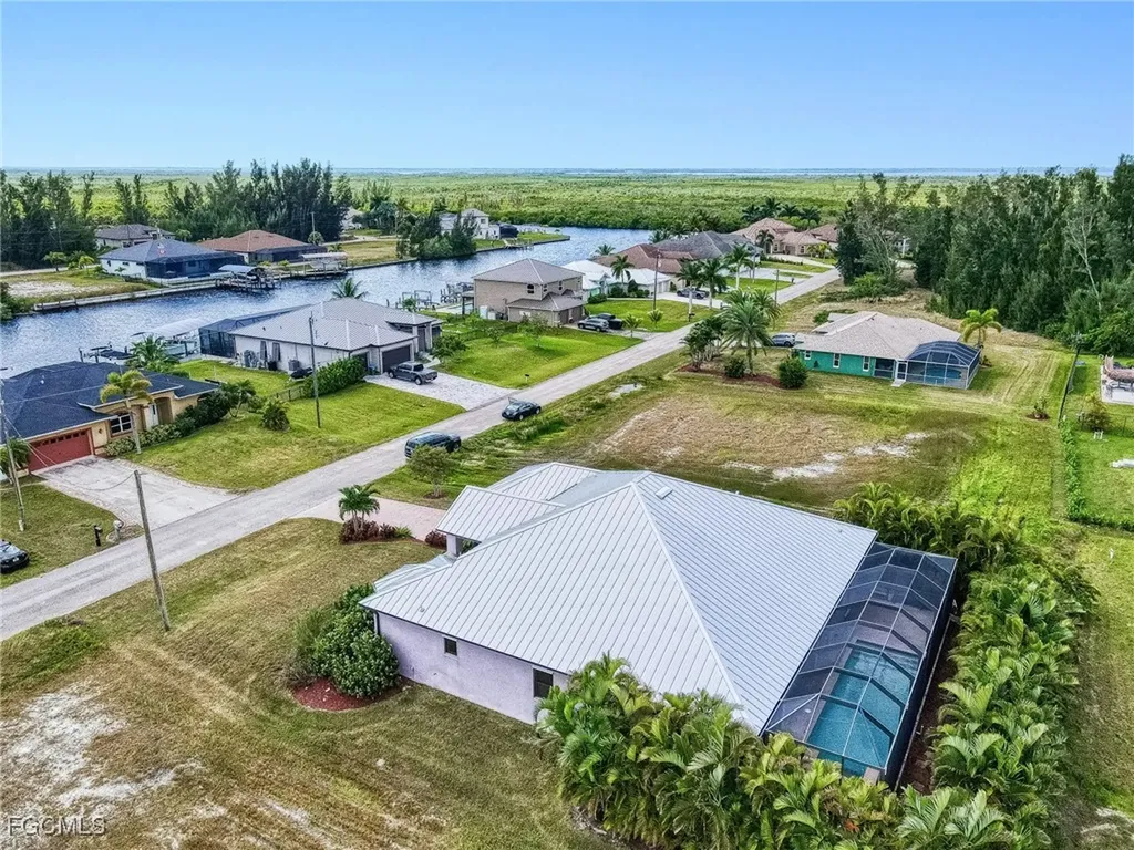 4313 NW 21st Street Cape Coral FL 33993