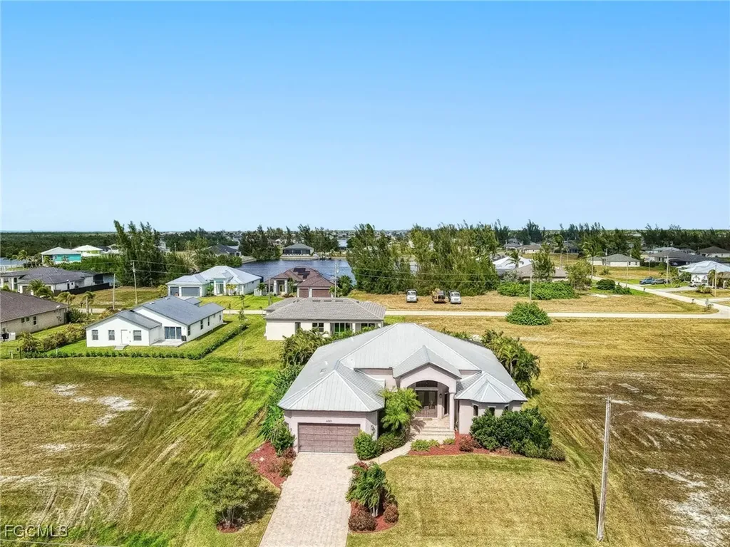 4313 NW 21st Street Cape Coral FL 33993