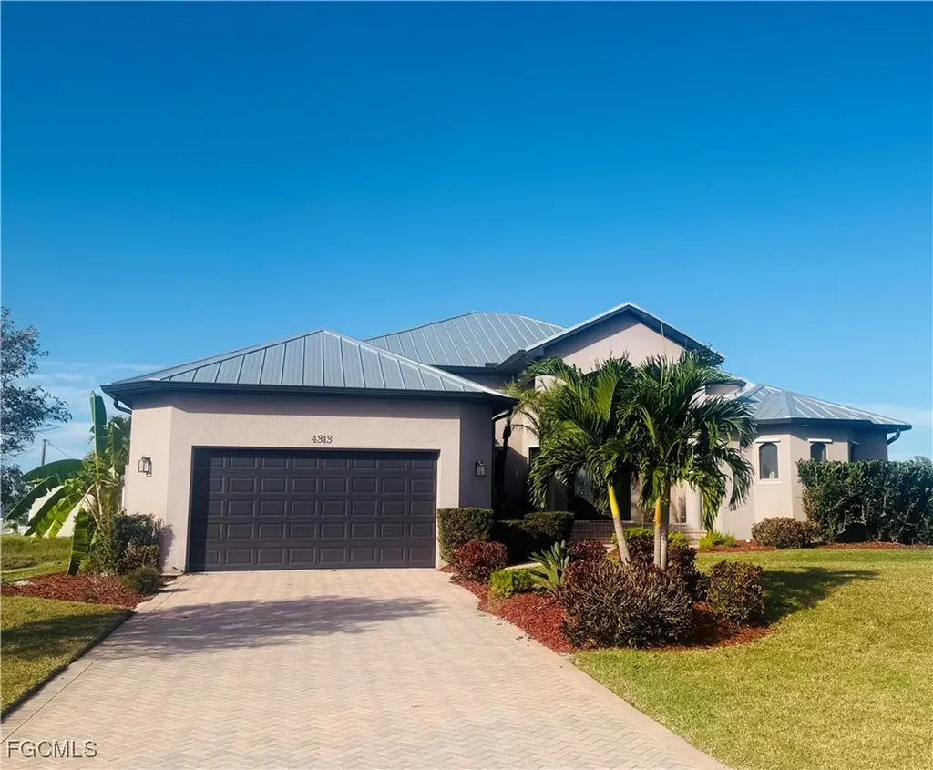 4313 NW 21st Street Cape Coral FL 33993