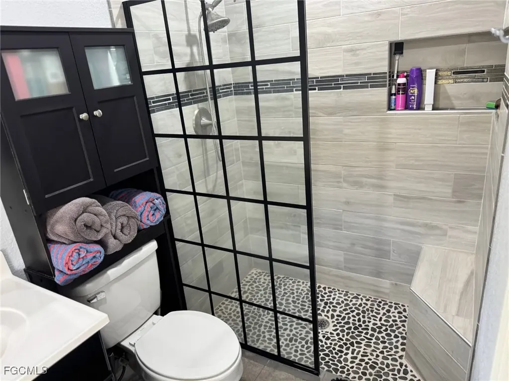 1941 NE 14th Street Cape Coral FL 33909