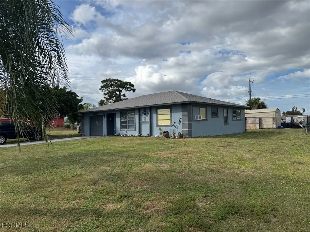 1941 NE 14th Street Cape Coral FL 33909
